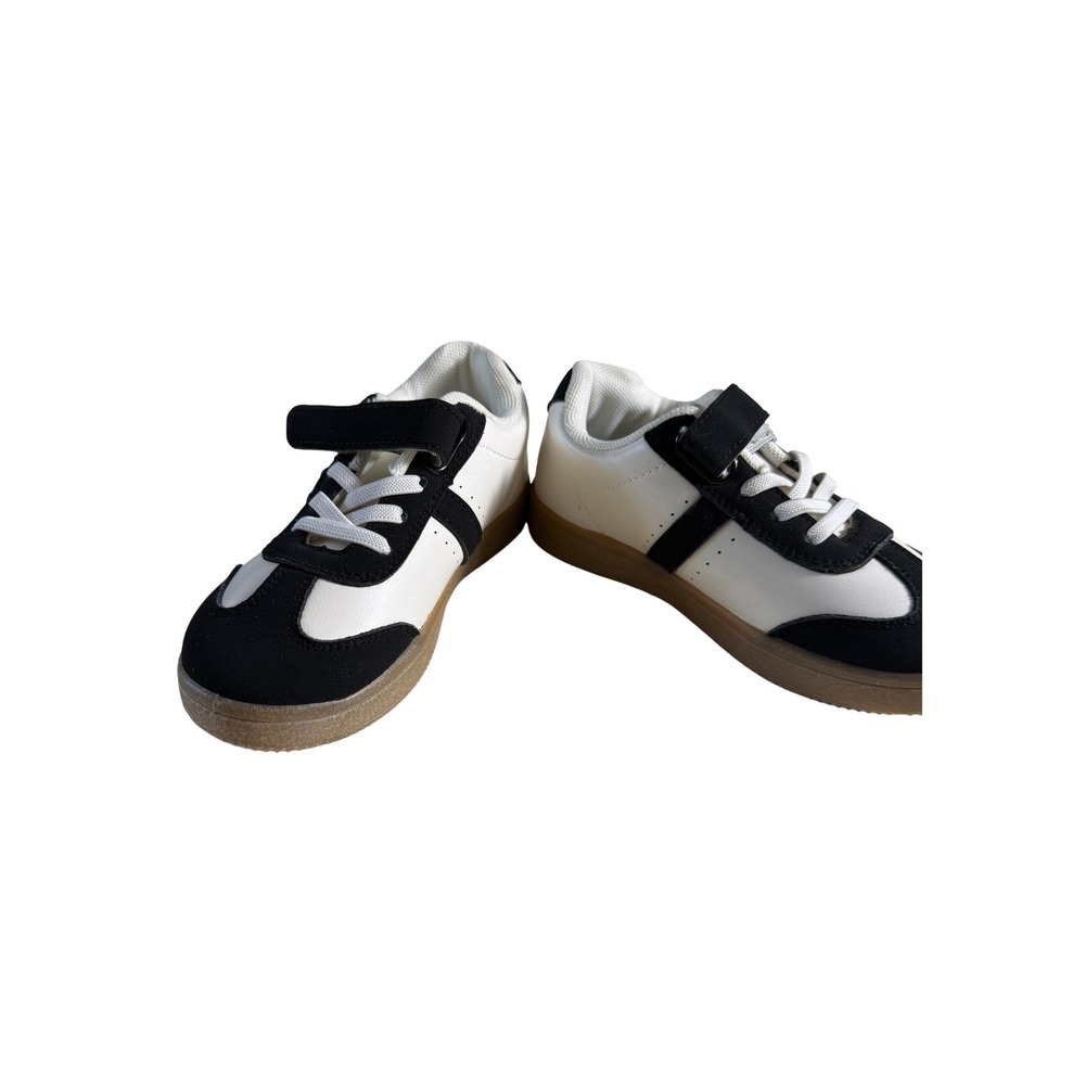 Cotton On Kids White Black Retro Sneakers Gum Sole US 11 Low Top Trainers NWOT